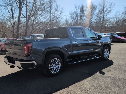 Used 2021 GMC Sierra 1500 SLT w/ SLT Convenience Package image 5