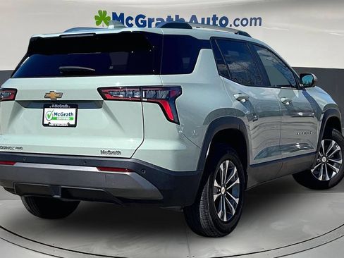 Used 2025 Chevrolet Equinox LT w/ Convenience Package II AWD/4WD image 7