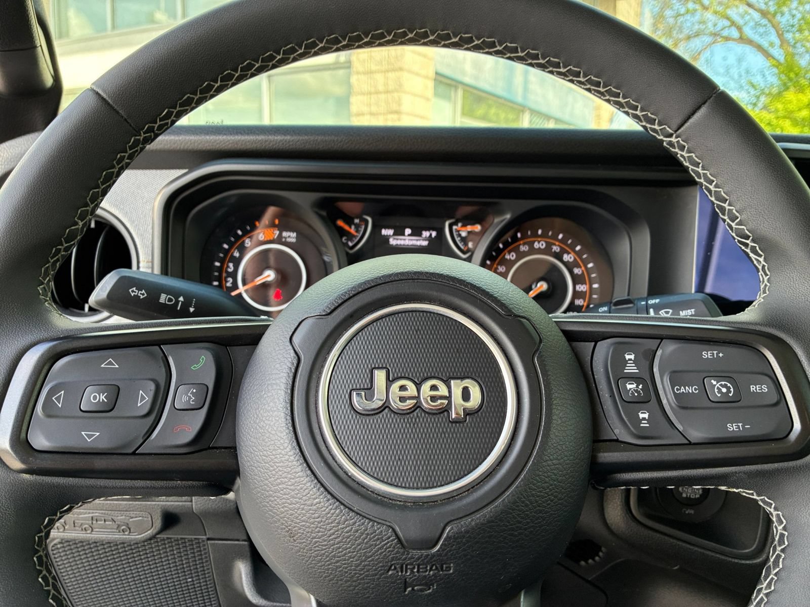 Used 2025 Jeep Wrangler Unlimited Sport AWD/4WD image 26