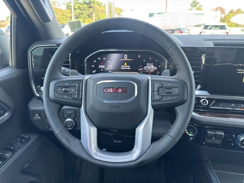 New 2026 GMC Sierra 1500 Elevation image 13