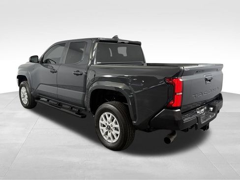 Used 2025 Toyota Tacoma SR RWD image 8