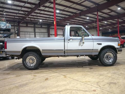 Used 1996 Ford F250 XLT 2dr 4WD Standard Cab LB HD image 10