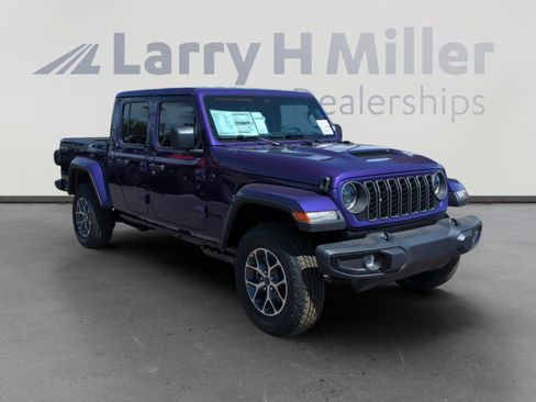 New 2026 Jeep Gladiator Sport AWD/4WD image 7