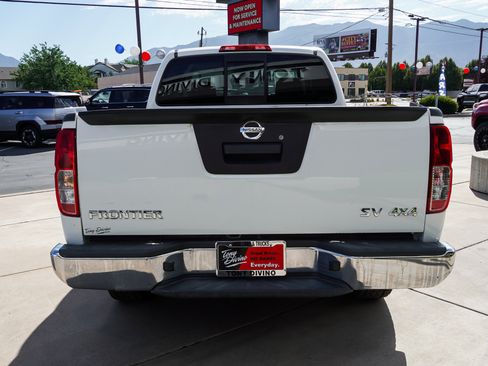 Used 2019 Nissan Frontier SV AWD/4WD image 7