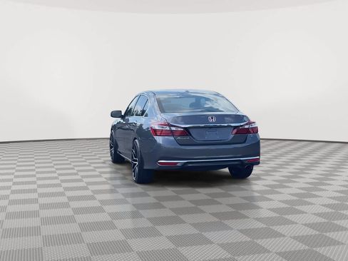 Used 2016 Honda Accord EX image 7