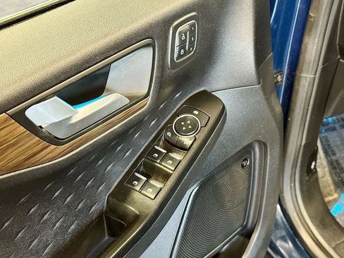 Certified 2020 Ford Escape Titanium image 16