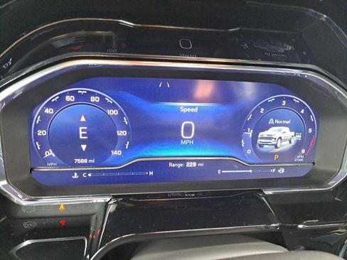 Certified 2025 Chevrolet Silverado 1500 LTZ w/ LTZ Premium Package image 27