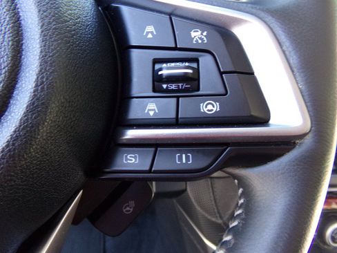 Used 2023 Subaru Forester Limited AWD/4WD image 38