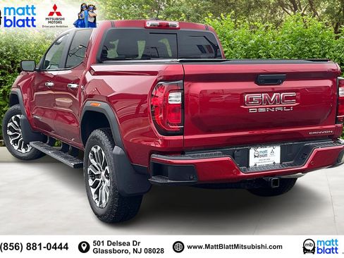 Used 2024 GMC Canyon Denali image 13