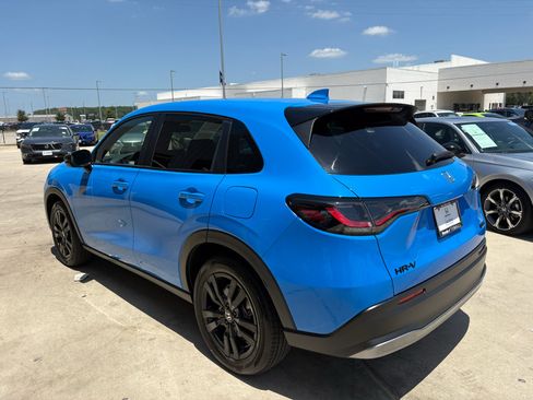 Certified 2026 Honda HR-V Sport image 6
