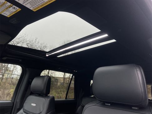 New 2025 Ford Expedition Platinum w/ Stealth Performance Package image 13