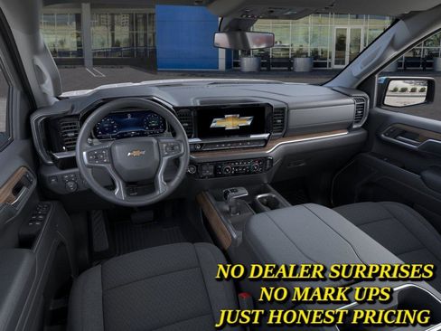 New 2026 Chevrolet Silverado 1500 LT w/ Texas Edition Plus AWD/4WD image 15