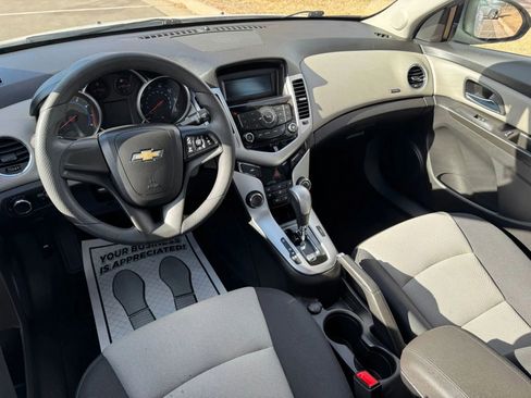 Used 2016 Chevrolet Cruze LS image 20