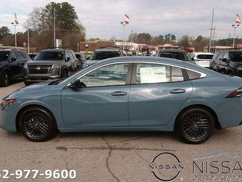 New 2026 Nissan Sentra SV FWD image 4