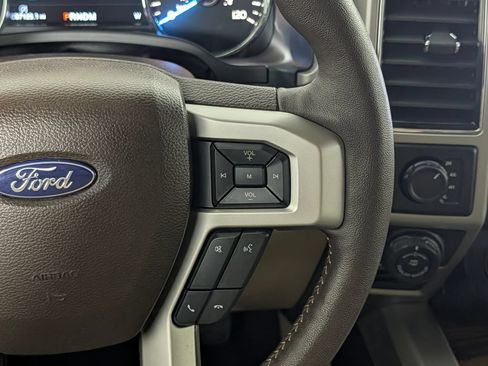 Used 2018 Ford F150 Lariat w/ Equipment Group 502A Luxury AWD/4WD image 21