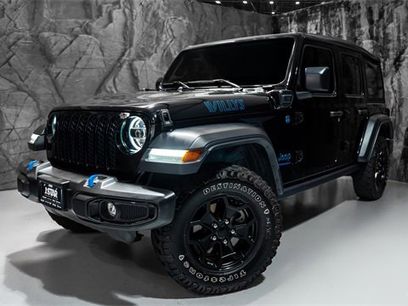Used 2023 Jeep Wrangler Unlimited w/ Cold Weather Group