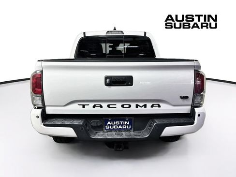 Used 2021 Toyota Tacoma TRD Off-Road w/ Technology Package AWD/4WD image 6
