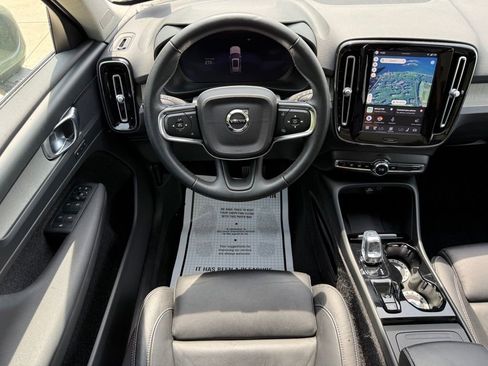 Used 2023 Volvo XC40 B5 Plus w/ Driver Assist Package AWD/4WD image 31