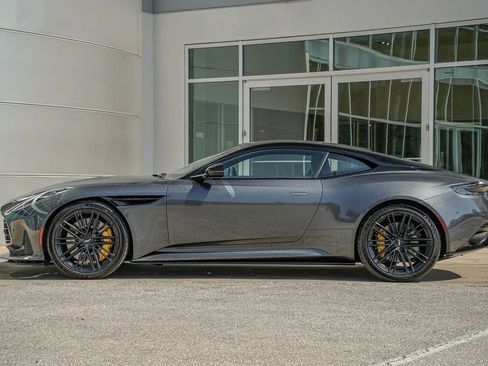 New 2025 Aston Martin DB12 Coupe RWD image 19