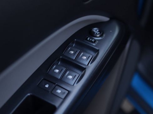 Used 2021 Chevrolet Colorado W/T w/ Custom Special Edition image 23