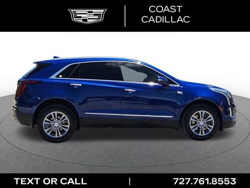 Certified 2023 Cadillac XT5 Premium Luxury w/ Technology Package FWD image 4