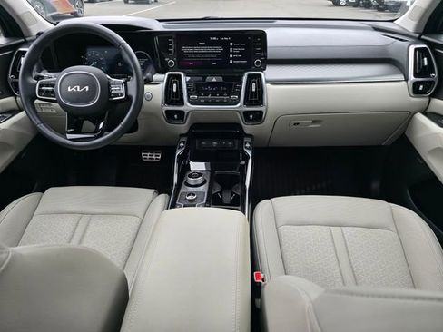 Certified 2023 Kia Sorento SX Prestige AWD/4WD image 20