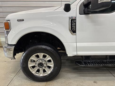 Used 2022 Ford F250 XL w/ STX Appearance Package AWD/4WD image 4