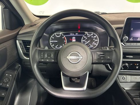 Used 2023 Nissan Rogue S AWD/4WD image 14