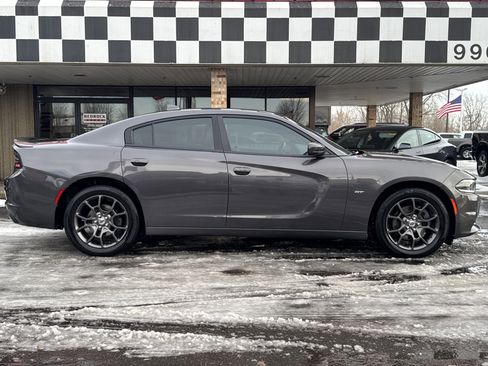 Used 2018 Dodge Charger GT image 8