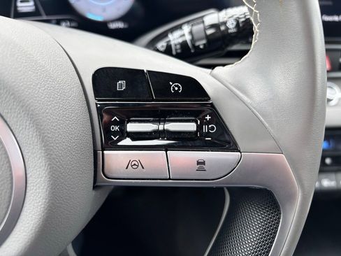 Used 2023 Hyundai Elantra SEL w/ Convenience Package FWD image 26