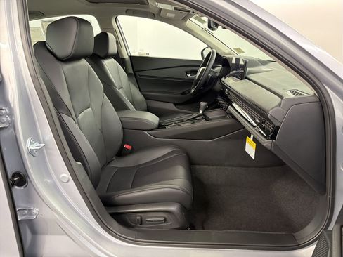 New 2026 Honda Accord Touring image 31