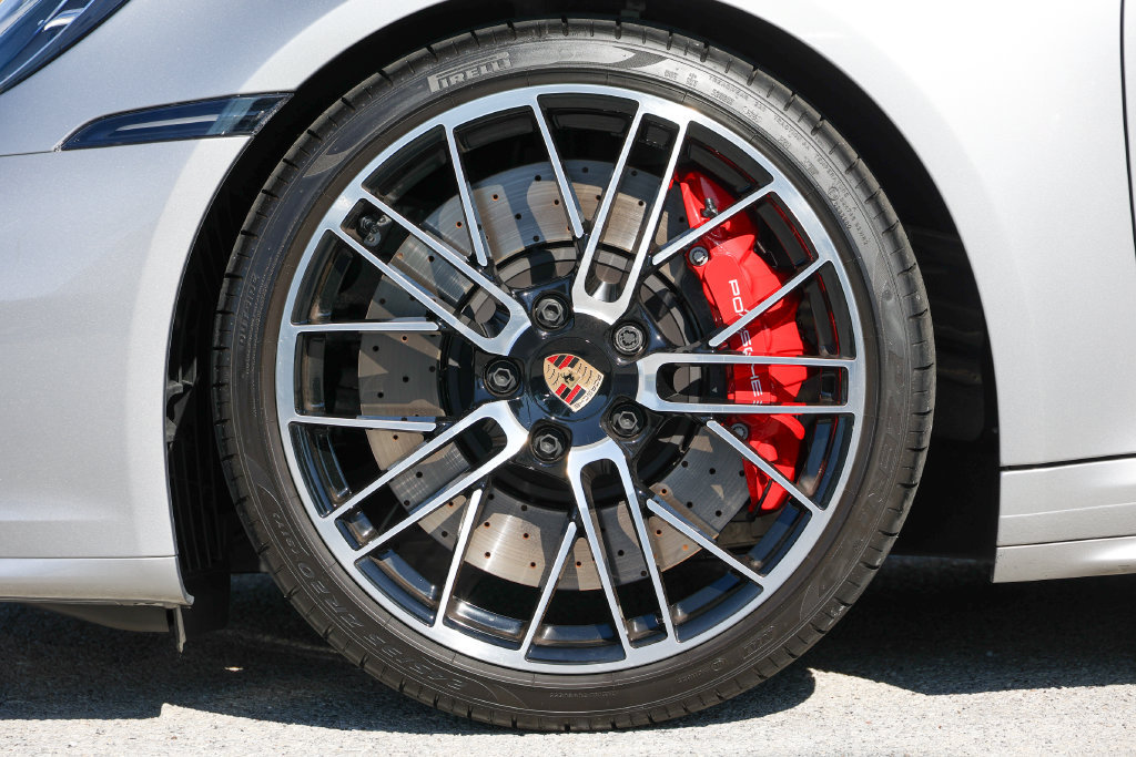 Certified 2026 Porsche 911 Carrera S RWD image 13