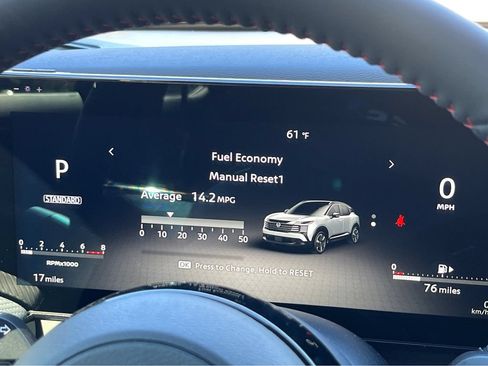 Used 2025 Nissan Kicks SR FWD image 20
