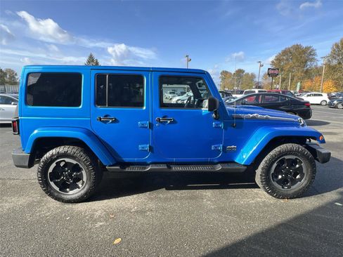 Used 2014 Jeep Wrangler Polar Edition image 6