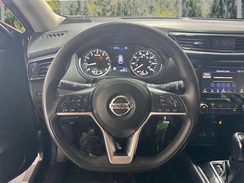 Used 2019 Nissan Rogue S AWD/4WD image 18
