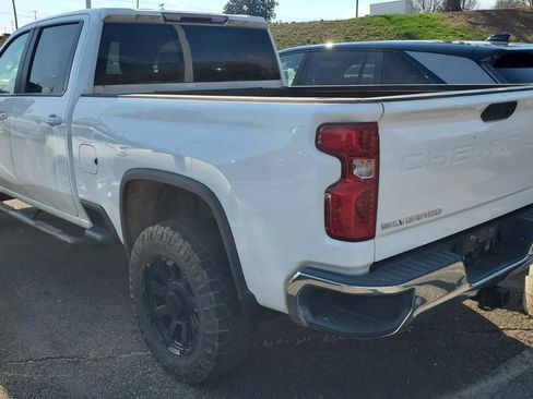 Used 2021 Chevrolet Silverado 2500 LT w/ All Star Edition image 8