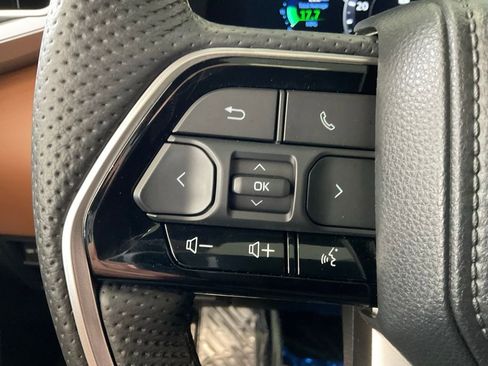Used 2022 Toyota Tundra 1794 Edition w/ Advanced Package AWD/4WD image 11