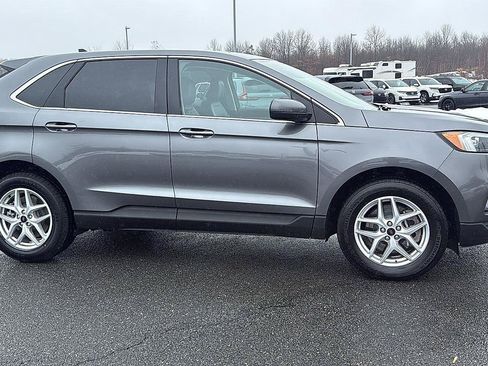 Used 2024 Ford Edge SEL AWD/4WD image 3
