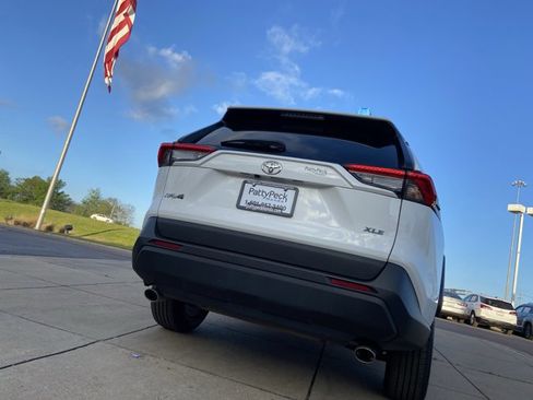 Used 2024 Toyota RAV4 XLE image 53
