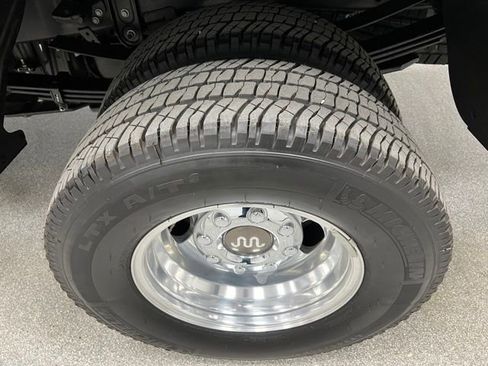 Used 2025 Ford F350 King Ranch image 14