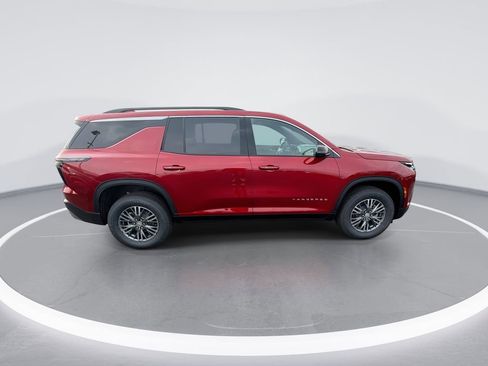 New 2026 Chevrolet Traverse LT FWD image 9