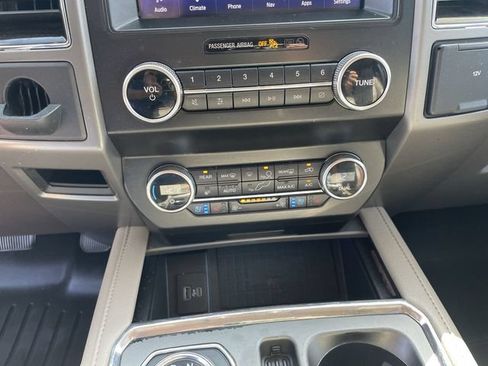 Used 2020 Ford Expedition XLT w/ Equipment Group 202A RWD image 19