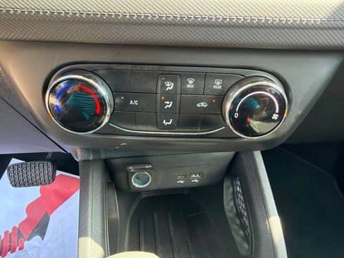 Used 2024 Chevrolet TrailBlazer LS w/ LS Convenience Package FWD image 22