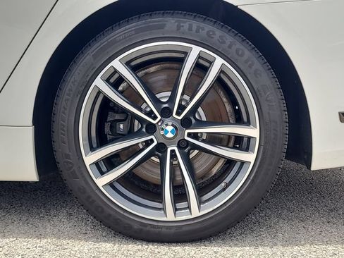 Used 2022 BMW 750i xDrive w/ Executive Package AWD/4WD image 8