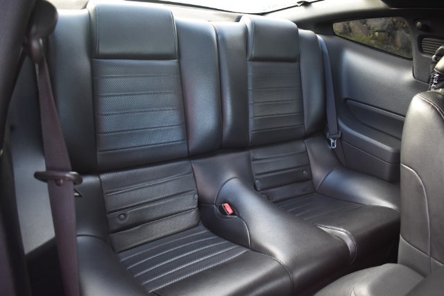 Used 2005 Ford Mustang GT Premium RWD image 13