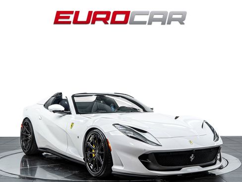 Used 2021 Ferrari 812 GTS RWD image 9