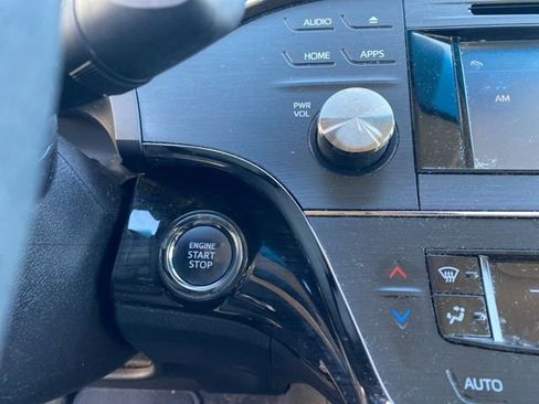 Used 2015 Toyota Avalon XLE image 19