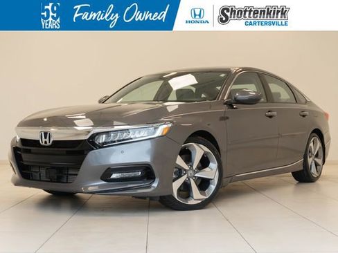 Certified 2018 Honda Accord Touring image 1