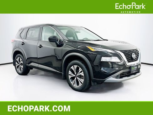 Used 2023 Nissan Rogue SV image 1