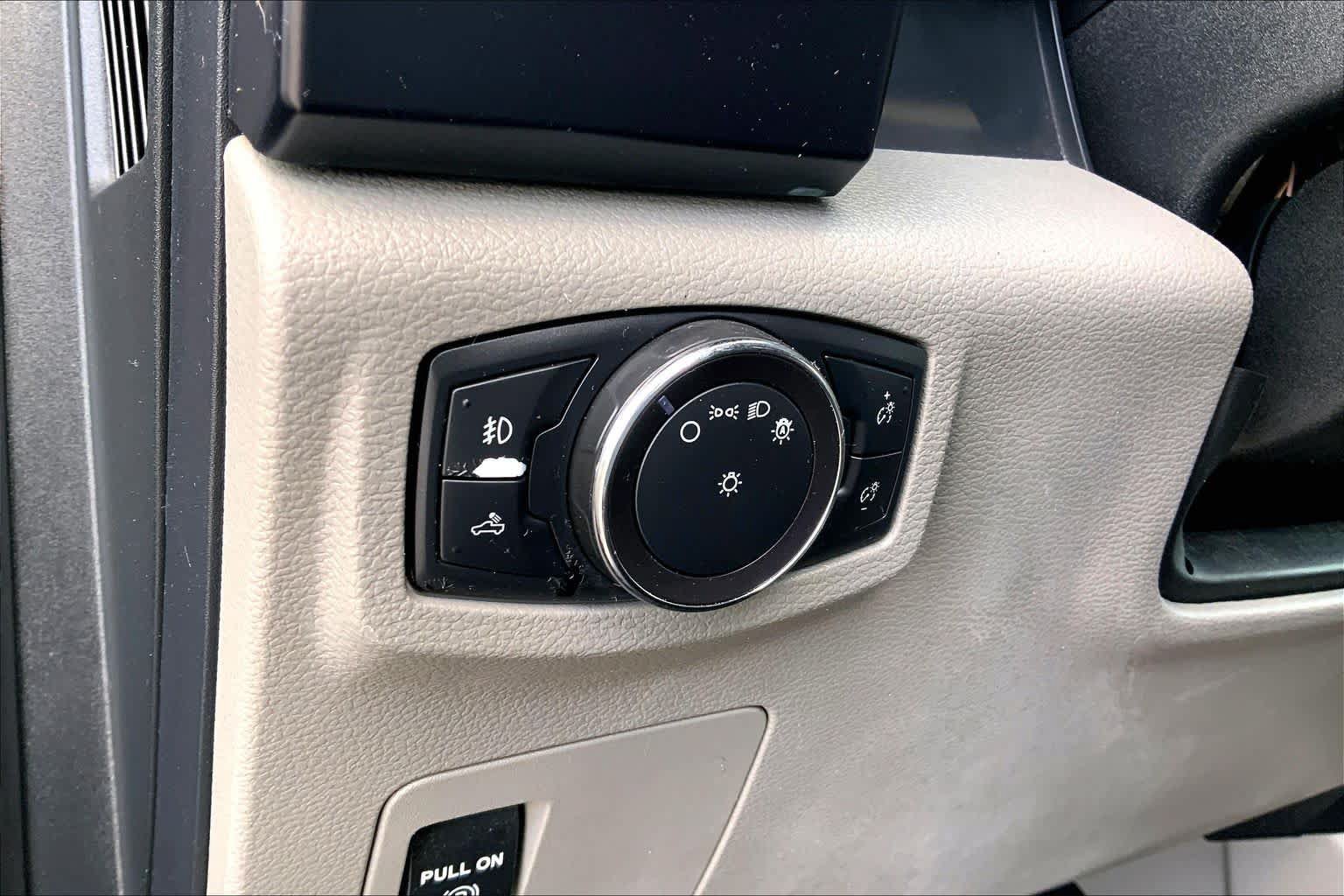 Used 2019 Ford F150 XL w/ Equipment Group 101A Mid RWD image 32